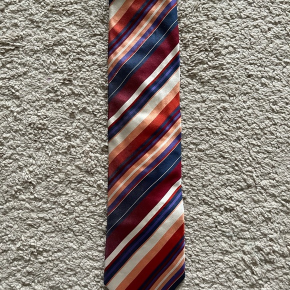 3 Hugo Boss Ties Mandarin/Purple/Stripped - Picture 10 of 10